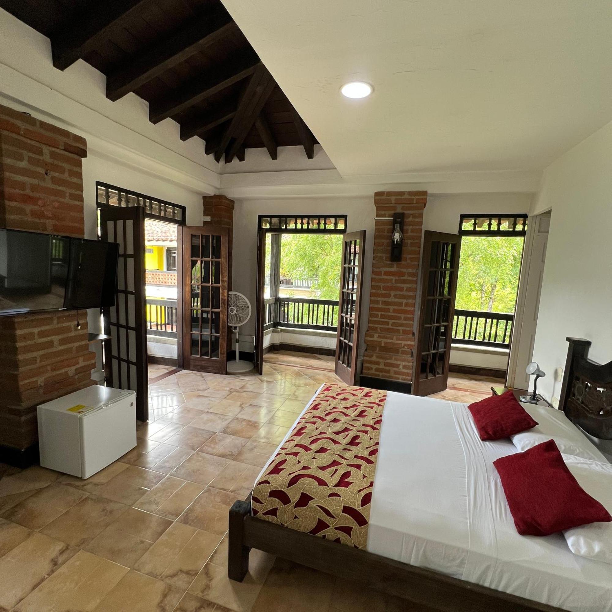 Finca Hotel La Esperanza Montenegro Dış mekan fotoğraf